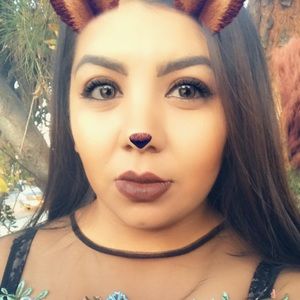 Meet your Posher, Beatriz